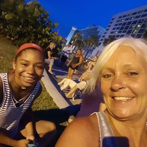 Meet your Posher, Annie